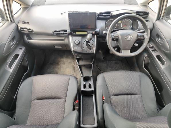 Toyota Wish II Рестайлинг с пробегом 2015 года, цена 1 499 000 рублей, 224587 км, минивэн, Автокод Объявления