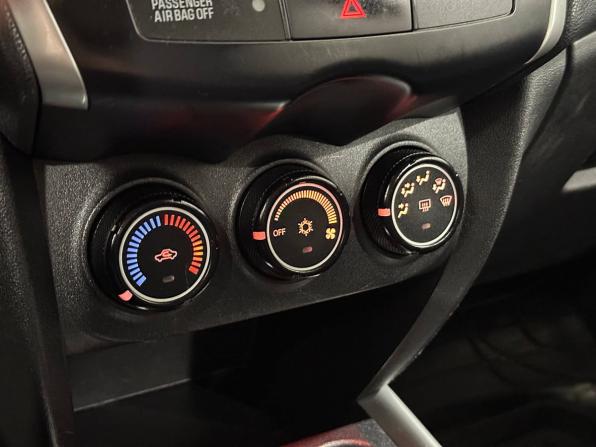 Mitsubishi ASX I с пробегом 2011 года, цена 1 040 000 рублей, 175159 км, внедорожник, Автокод Объявления