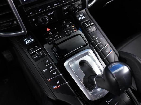 Porsche Cayenne II (958) с пробегом 2013 года, цена 2 977 077 рублей, 147685 км, внедорожник, Автокод Объявления