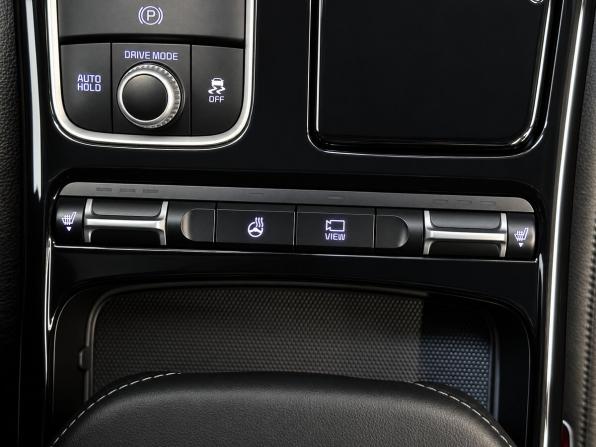 Kia Stinger I с пробегом 2018 года, цена 2 080 000 рублей, 167483 км, лифтбек, Автокод Объявления