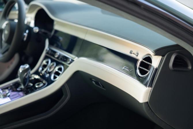 Новый Bentley Continental GT IV 2025 года, цена 47 555 100 рублей, купе, Автокод Объявления