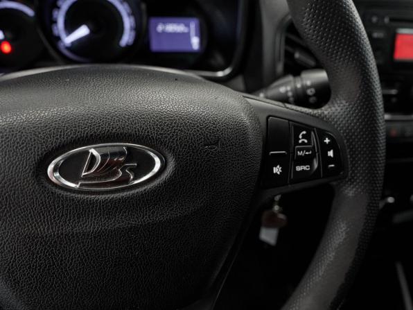 Lada (ВАЗ) XRAY I с пробегом 2017 года, цена 527 000 рублей, 213052 км, хэтчбек, Автокод Объявления