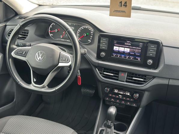 Volkswagen Polo VI с пробегом 2021 года, цена 1 300 000 рублей, 130961 км, лифтбек, Автокод Объявления
