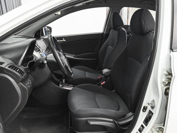 Hyundai Solaris I с пробегом 2013 года, цена 824 000 рублей, 139068 км, седан, Автокод Объявления