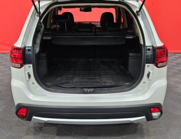 Mitsubishi Outlander III Рестайлинг 2 с пробегом 2015 года, цена 1 749 000 рублей, 149136 км, внедорожник, Автокод Объявления