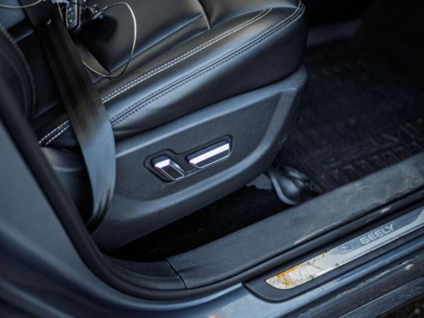 Geely Atlas I с пробегом 2020 года, цена 1 334 000 рублей, 150044 км, внедорожник, Автокод Объявления