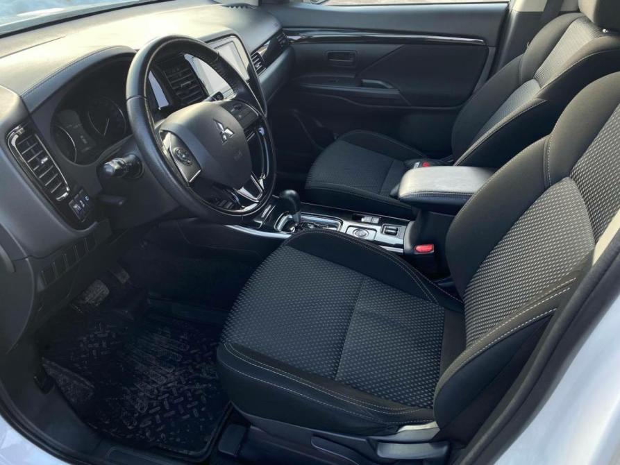 Mitsubishi Outlander III Рестайлинг 3 Тверь  - изображение 16