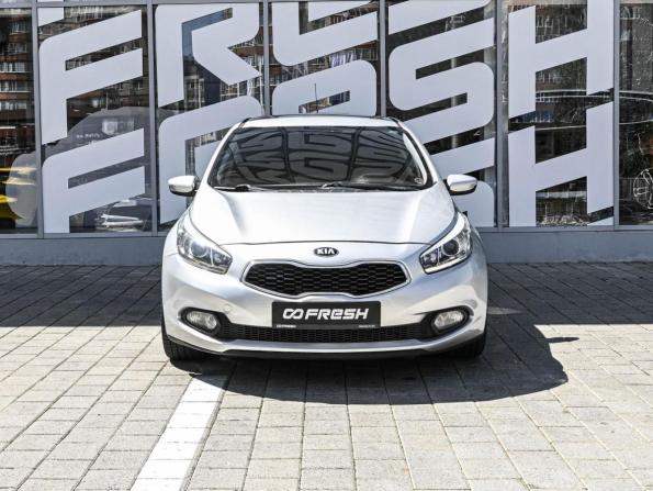 Kia Ceed II с пробегом 2013 года, цена 1 136 000 рублей, 175708 км, хэтчбек, Автокод Объявления