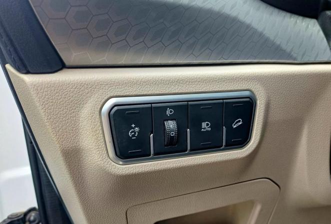 Haval F7 I Рестайлинг с пробегом 2023 года, цена 2 250 000 рублей, 18197 км, внедорожник, Автокод Объявления