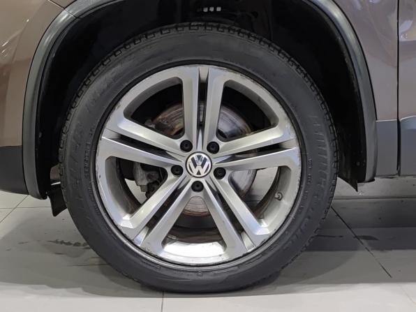 Volkswagen Tiguan I Рестайлинг с пробегом 2016 года, цена 1 390 000 рублей, 127107 км, внедорожник, Автокод Объявления