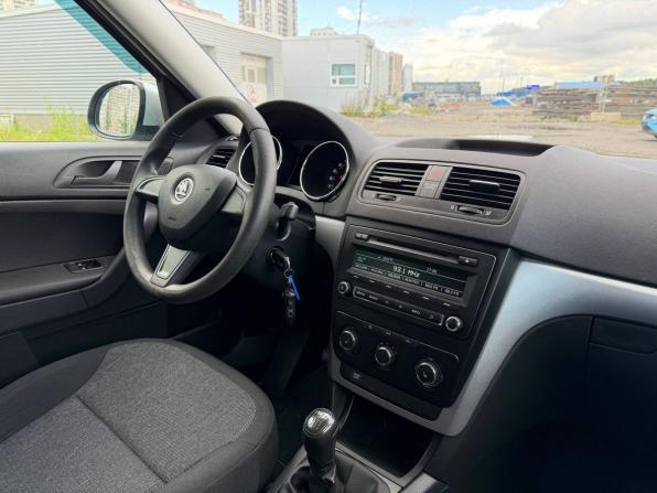 Skoda Yeti I Рестайлинг с пробегом 2014 года, цена 965 000 рублей, 86164 км, внедорожник, Автокод Объявления