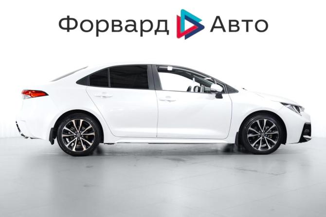 Toyota Levin XII (E210) с пробегом 2020 года, цена 1 999 900 рублей, 45117 км, седан, Автокод Объявления