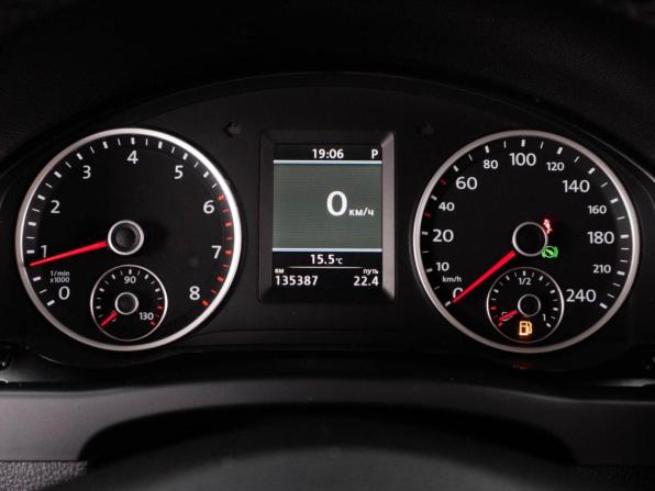 Volkswagen Tiguan I Рестайлинг с пробегом 2011 года, цена 1 299 000 рублей, 135387 км, внедорожник, Автокод Объявления