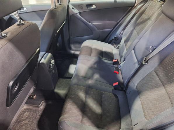 Volkswagen Tiguan I Рестайлинг с пробегом 2012 года, цена 1 049 000 рублей, 204321 км, внедорожник, Автокод Объявления