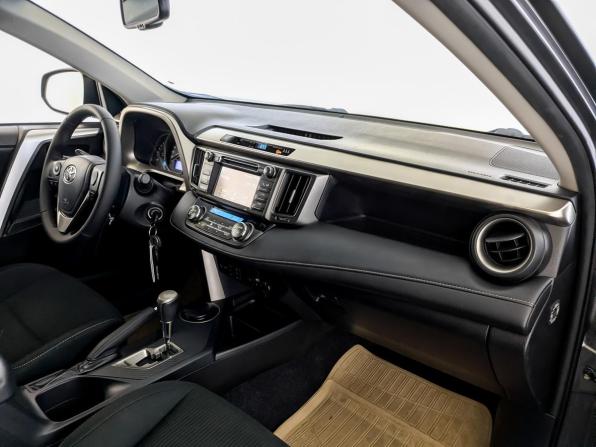 Toyota RAV4 IV (XA40) с пробегом 2013 года, цена 1 930 000 рублей, 137465 км, внедорожник, Автокод Объявления