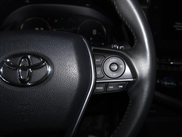Toyota Camry VIII (XV70) Рестайлинг с пробегом 2024 года, цена 3 900 000 рублей, 36950 км, седан, Автокод Объявления