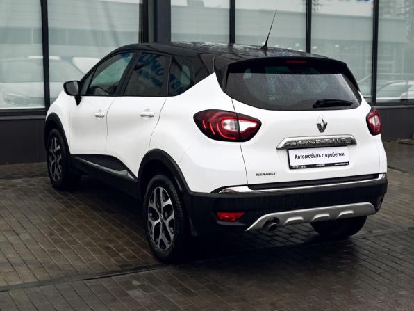 Renault Kaptur I с пробегом 2016 года, цена 1 355 000 рублей, 67306 км, внедорожник, Автокод Объявления
