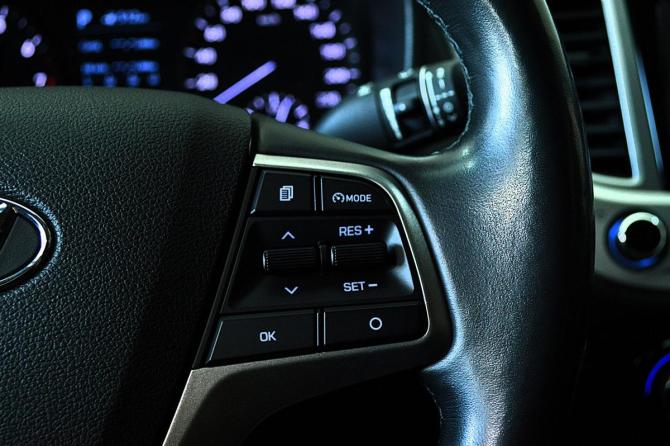 Hyundai Solaris II с пробегом 2019 года, цена 1 325 000 рублей, 71000 км, седан, Автокод Объявления