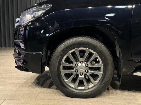 Toyota Land Cruiser Prado 150 Series Рестайлинг 2 с пробегом 2018 года, цена 5 490 000 рублей, 132335 км, внедорожник, Автокод Объявления