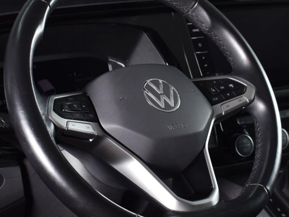 Volkswagen Multivan T6 Рестайлинг с пробегом 2020 года, цена 6 994 995 рублей, 46312 км, минивэн, Автокод Объявления