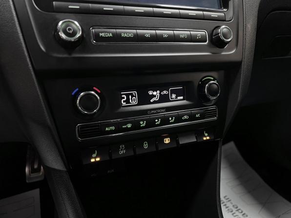 Skoda Rapid I с пробегом 2014 года, цена 1 090 000 рублей, 140776 км, лифтбек, Автокод Объявления