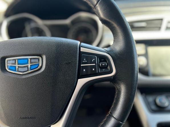 Geely Atlas I с пробегом 2018 года, цена 1 470 000 рублей, 135775 км, внедорожник, Автокод Объявления