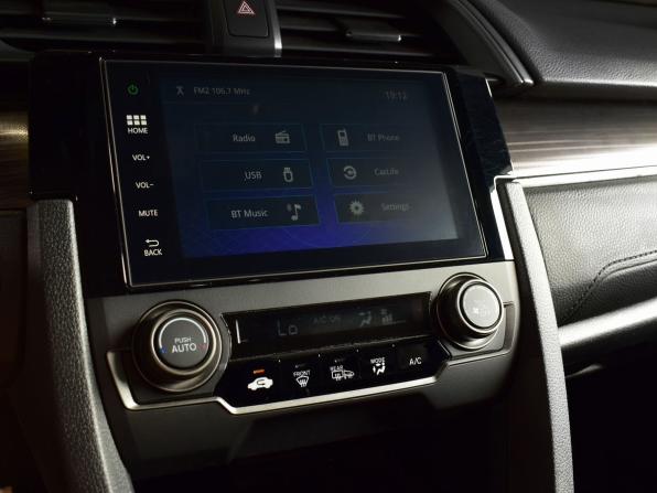 Honda Civic X Рестайлинг с пробегом 2020 года, цена 2 274 995 рублей, 44649 км, хэтчбек, Автокод Объявления