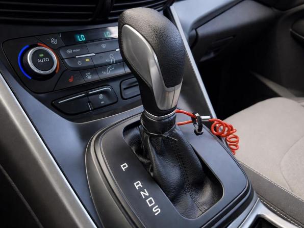 Ford Kuga II Рестайлинг с пробегом 2016 года, цена 1 647 000 рублей, 97442 км, внедорожник, Автокод Объявления