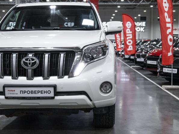 Toyota Land Cruiser Prado 150 Series Рестайлинг 1 с пробегом 2014 года, цена 2 989 000 рублей, 176903 км, внедорожник, Автокод Объявления