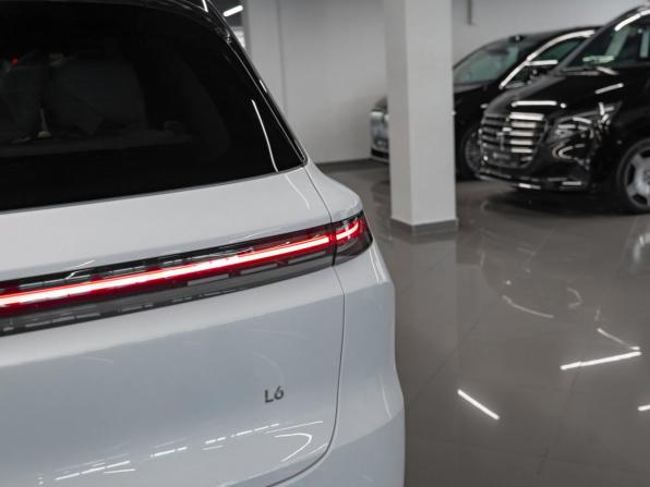 Li Auto (Lixiang) L6 с пробегом 2024 года, цена 5 750 000 рублей, 29264 км, внедорожник, Автокод Объявления