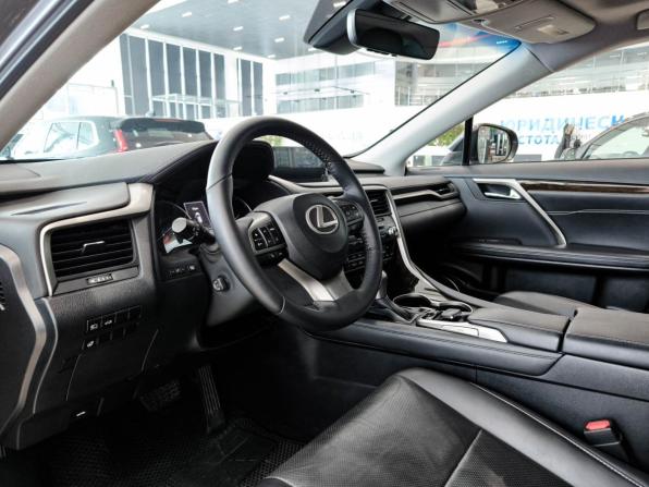 Lexus RX IV Рестайлинг с пробегом 2019 года, цена 4 550 000 рублей, 81110 км, внедорожник, Автокод Объявления