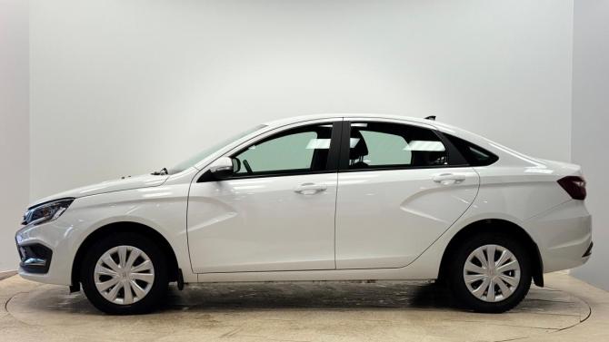 Lada (ВАЗ) Vesta I Рестайлинг (NG) с пробегом 2024 года, цена 1 350 000 рублей, 11444 км, седан, Автокод Объявления