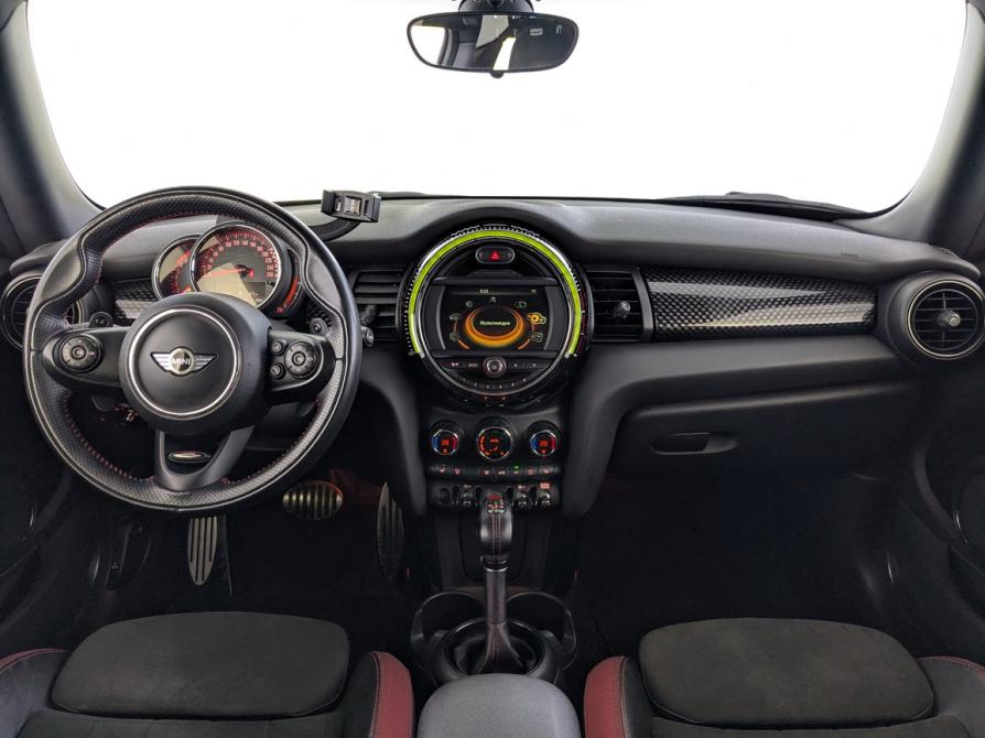 Mini Hatch III (F55/F56) Москва  - изображение 25