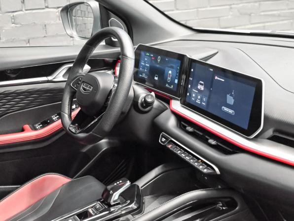 Geely Coolray I Рестайлинг с пробегом 2023 года, цена 1 920 000 рублей, 43343 км, внедорожник, Автокод Объявления