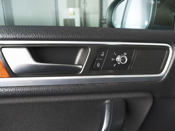 Volkswagen Touareg II с пробегом 2012 года, цена 2 235 995 рублей, 206643 км, внедорожник, Автокод Объявления