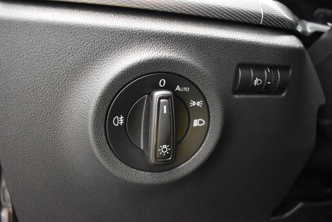 Volkswagen Polo VI с пробегом 2021 года, цена 1 670 000 рублей, 80893 км, лифтбек, Автокод Объявления