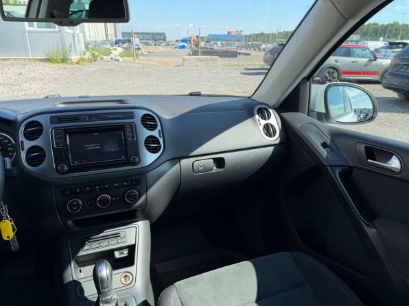 Volkswagen Tiguan I Рестайлинг с пробегом 2016 года, цена 1 295 000 рублей, 234000 км, внедорожник, Автокод Объявления