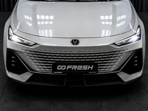 Changan UNI-V I с пробегом 2023 года, цена 2 099 000 рублей, 82914 км, лифтбек, Автокод Объявления
