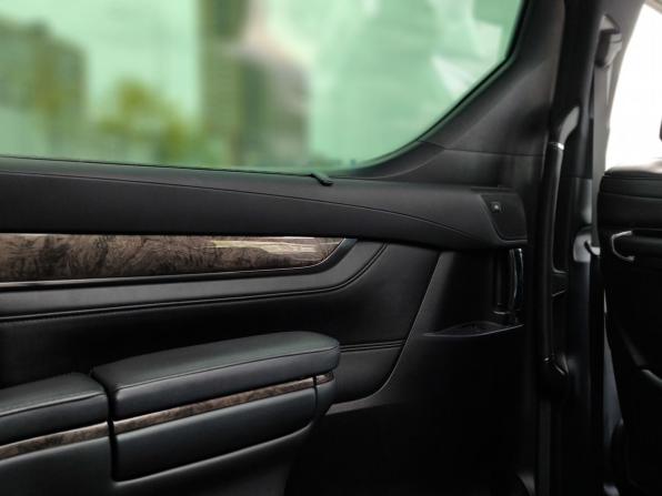Toyota Alphard III Рестайлинг с пробегом 2021 года, цена 4 900 000 рублей, 157004 км, минивэн, Автокод Объявления