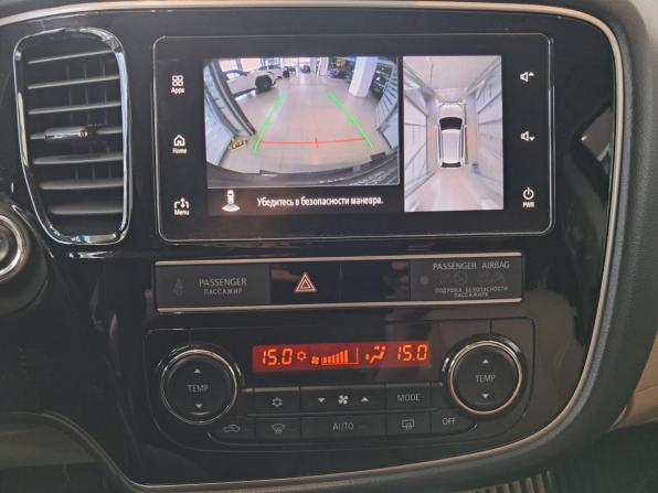Mitsubishi Outlander III Рестайлинг 3 с пробегом 2019 года, цена 2 435 000 рублей, 99494 км, внедорожник, Автокод Объявления