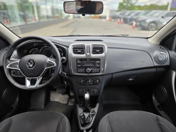 Renault Sandero II Рестайлинг с пробегом 2021 года, цена 1 279 000 рублей, 64723 км, хэтчбек, Автокод Объявления