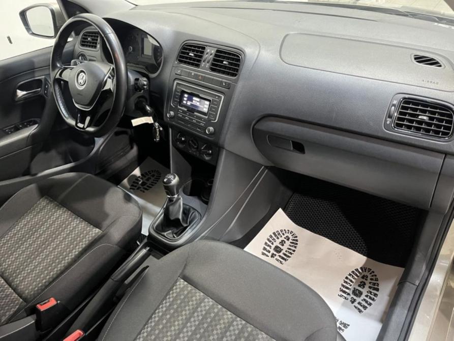 Volkswagen Polo V Рестайлинг Курск  - изображение 5