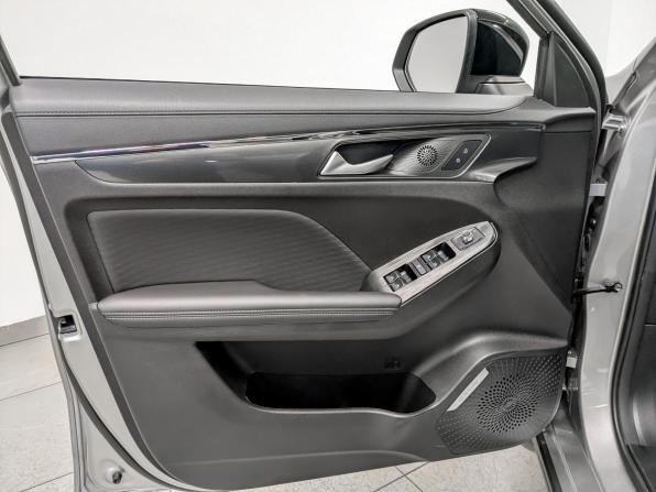 Haval Jolion I Рестайлинг с пробегом 2024 года, цена 2 100 000 рублей, 53618 км, внедорожник, Автокод Объявления