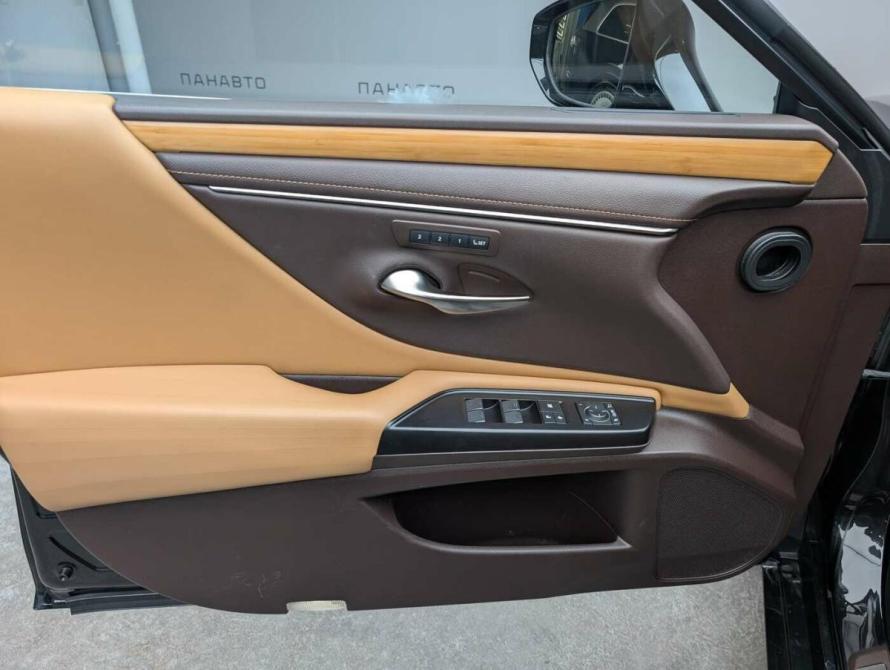 Lexus ES VII Москва  - изображение 5