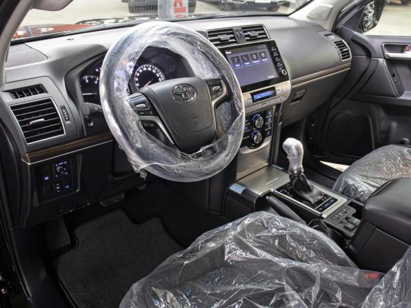 Toyota Land Cruiser Prado 150 Series Рестайлинг 3 с пробегом 2022 года, цена 11 350 000 рублей, 549 км, внедорожник, Автокод Объявления