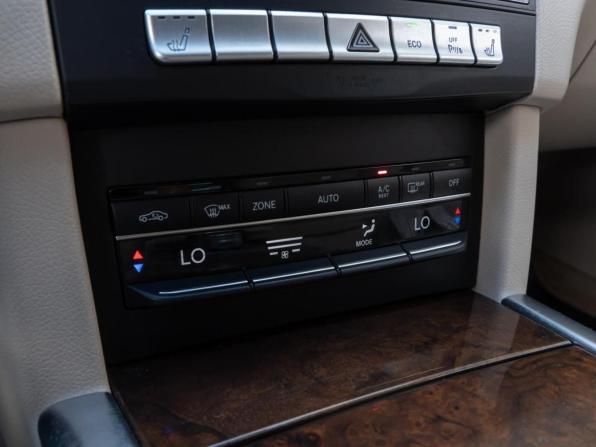 Mercedes-Benz E-Класс IV (W212 S212 C207) Рестайлинг с пробегом 2014 года, цена 1 899 000 рублей, 213419 км, седан, Автокод Объявления