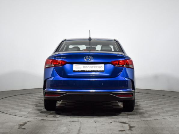 Hyundai Solaris II Рестайлинг с пробегом 2022 года, цена 1 890 000 рублей, 44701 км, седан, Автокод Объявления