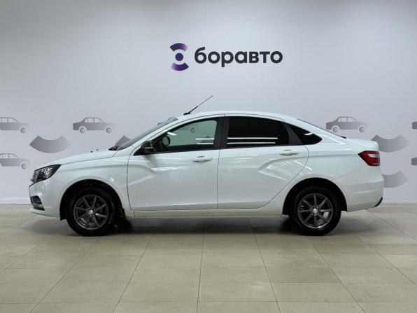 Lada (ВАЗ) Vesta I с пробегом 2018 года, цена 890 000 рублей, 108126 км, седан, Автокод Объявления