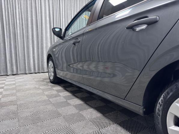 Peugeot 301 I с пробегом 2014 года, цена 530 000 рублей, 141414 км, седан, Автокод Объявления