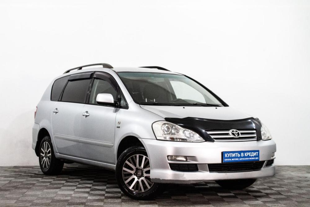 Toyota Avensis Verso I Сургут  - изображение 1